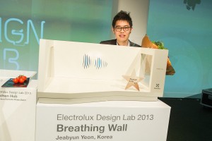 Den dritten Preis räumte von Jeabyun Yeon aus Korea mit „Breathing Wall“, einem in die Wand integriertes Luftreinigungskonzept, ab. Foto: Electrolux