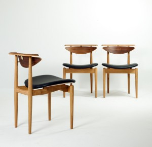 Der „Reading Chair“, designt von Finn Juhl, ermöglicht individuelles komfortables Sitzen. © Onecollection