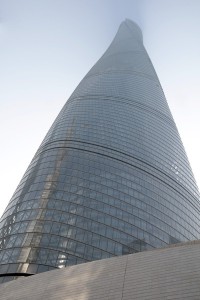 Visionär: KOLARZ lässt den Shanghai Tower mit handgefertigten Leuchten erstrahlen. © KOLARZ GmbH