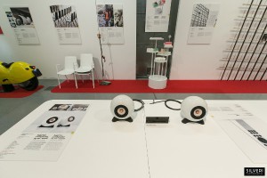 Die Schau rollt den Finalisten des Staatspreis Design den roten Teppich aus. © designaustria