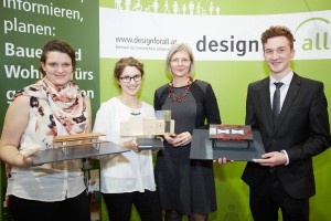 „Design-Möbel für alle“: Die Gewinner des Designwettbewerbs mit Veronika Egger, Vorsitzende des auslobenden Vereins „design for all“. © design for all/APA-Fotoservice/Preiss