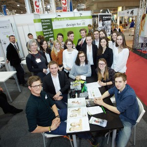 Acht Schülerteams der Grazer Ortweinschule, FR Innenarchitektur, entwarfen barrierefreie Möbelinnovationen – zu sehen auf der Bauen&Energie 2016. © design for all/APA-Fotoservice/Preiss