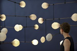 „LeveL: the fragile balance of utopia“, der Österreich-Beitrag auf der diesjährigen London Designbiennale London. © mischer‘traxler